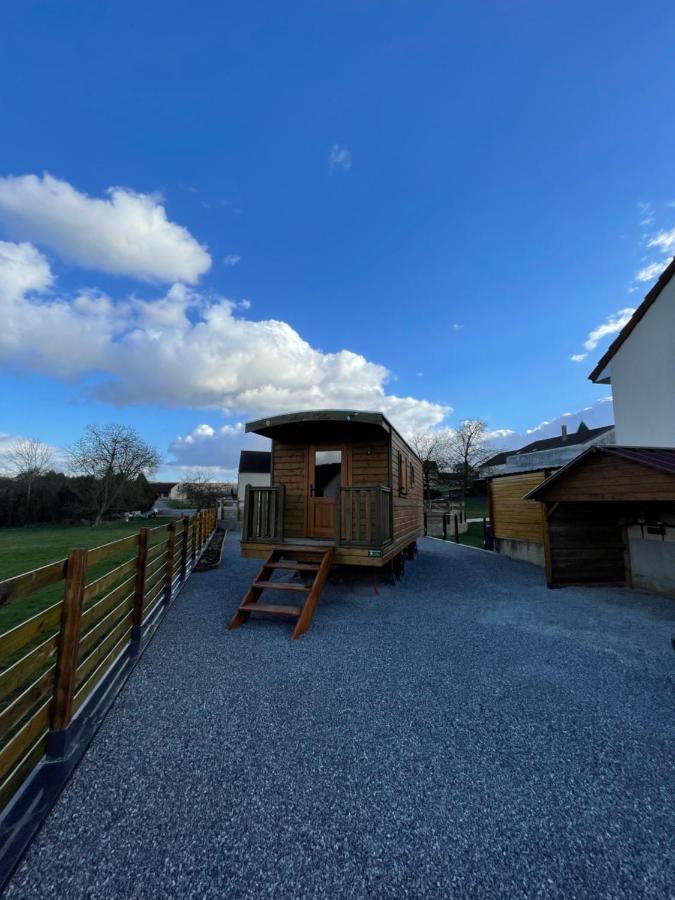 Villa Chez Celia, Roulotte en Champagne Fleury-la-Riviere Exterior foto